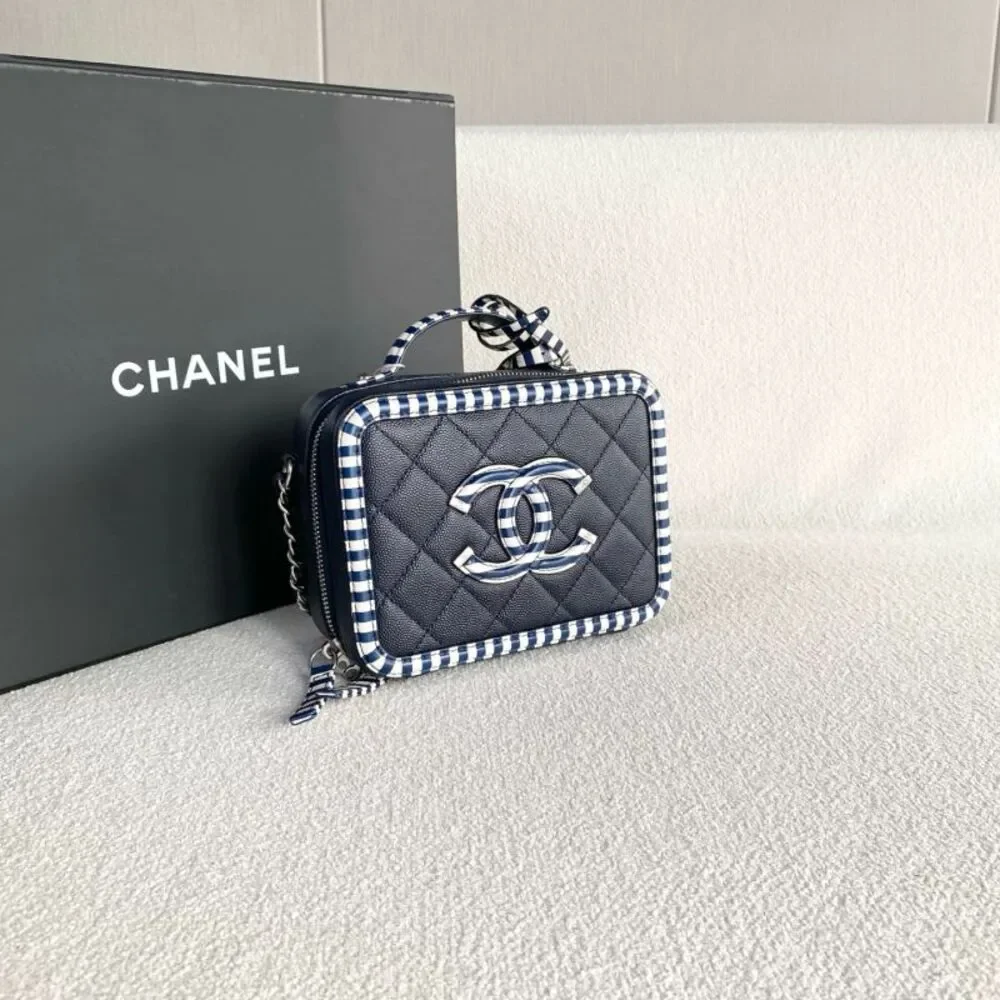 Chanel Women Pre-Loved Bag Very Good Condition